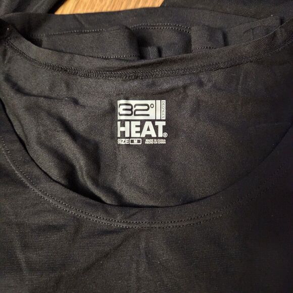 32 Degrees Heat Base Layer Top Women's Size Medium Black Scoop Neck Long Sleeves - Picture 4 of 5